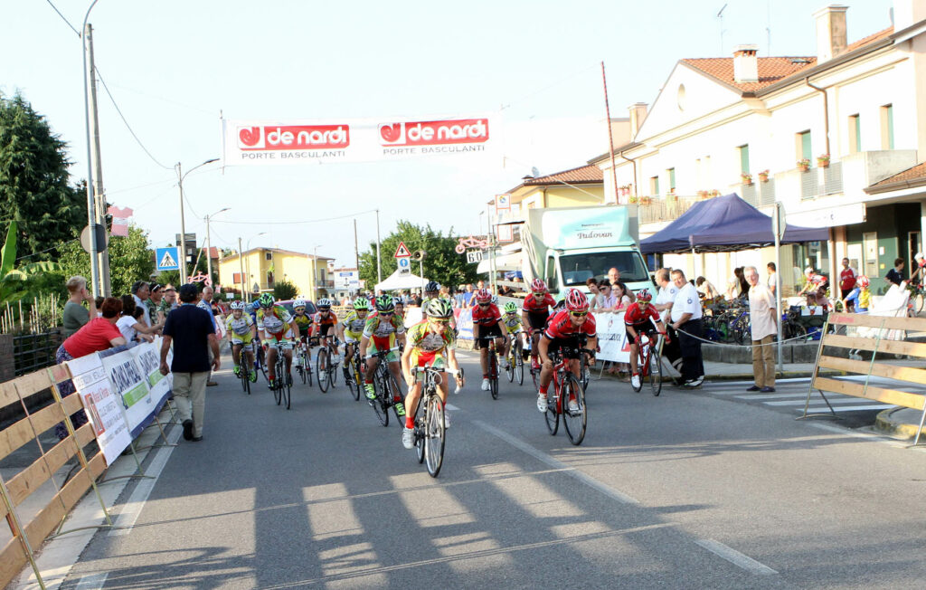 2016-06-24_Ciclismo_San_Fior_notturna_12
